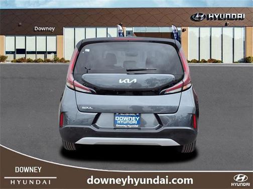 2023 Kia Soul LX