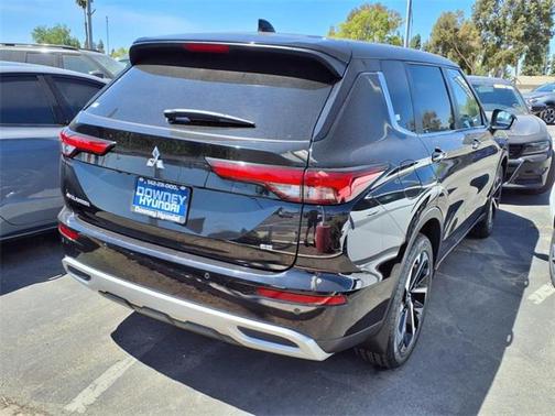2022 Mitsubishi Outlander SE Launch Edition S-AWC
