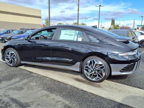 2025 Hyundai IONIQ 6 SEL