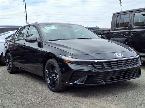 Abyss Black 2026 Hyundai ELANTRA Sport