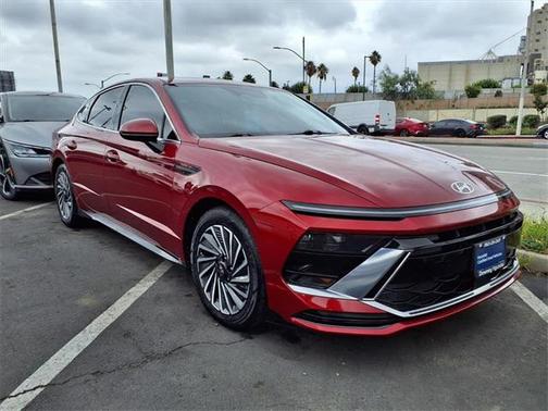 2024 Hyundai SONATA Hybrid SE