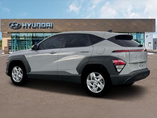 Cyber Gray Metallic 2026 Hyundai KONA SE