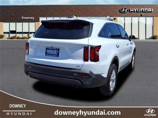 2023 Kia Sorento LX