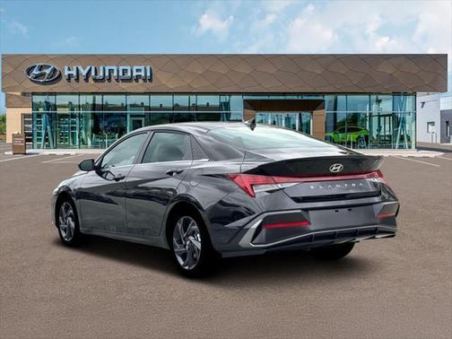 Abyss Black 2026 Hyundai ELANTRA Sport