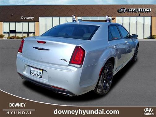 2022 Chrysler 300 S