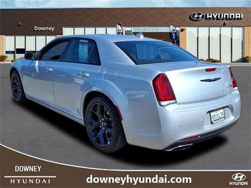 2022 Chrysler 300 S