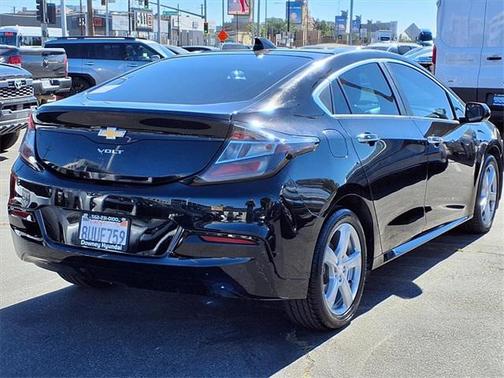 2017 Chevrolet Volt LT