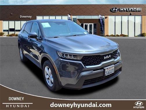 2023 Kia Sorento LX