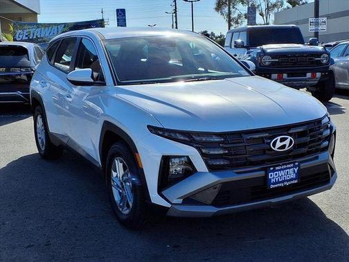 Serenity White Pearl 2026 Hyundai TUCSON SE