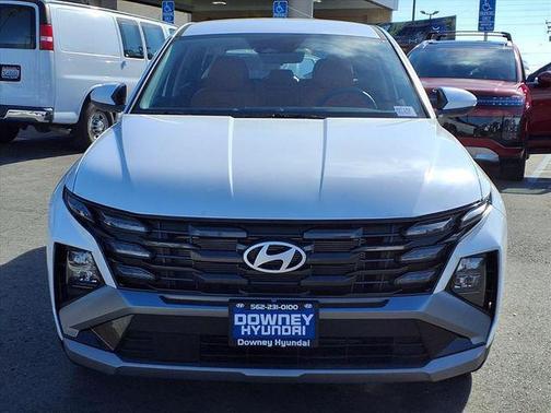 Serenity White Pearl 2026 Hyundai TUCSON SE