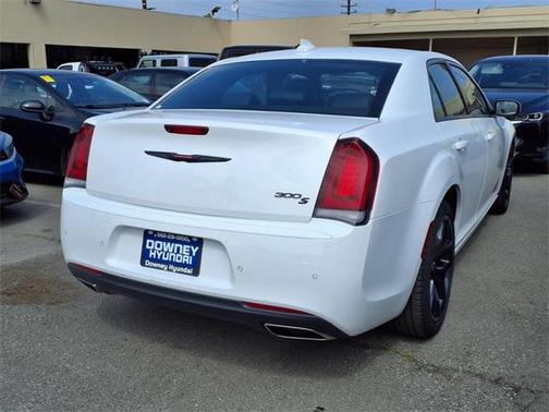 2023 Chrysler 300 S