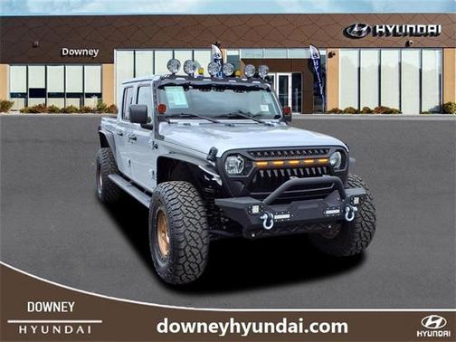 2023 Jeep Gladiator Overland