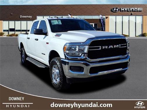2022 RAM 2500 Tradesman Crew Cab 4x4 6'4' Box