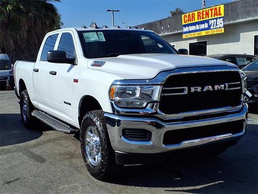 2022 RAM 2500 Tradesman Crew Cab 4x4 6'4' Box