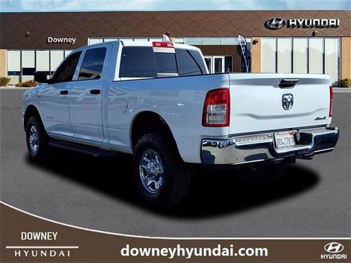2022 RAM 2500 Tradesman Crew Cab 4x4 6'4' Box