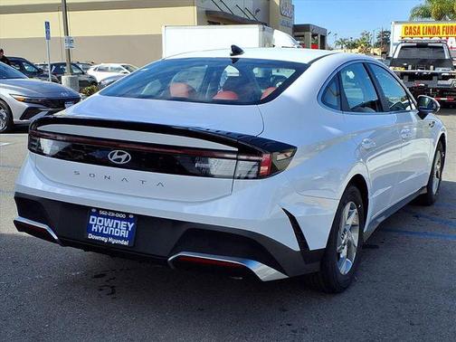 2026 Hyundai SONATA SE