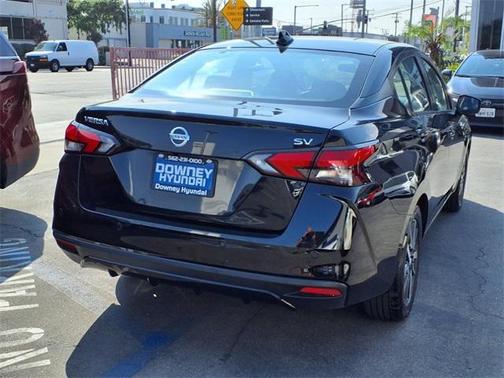 2021 Nissan Versa 1.6 SV