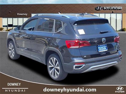 2024 Volkswagen Taos SE