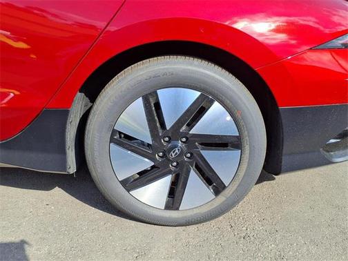 2025 Hyundai IONIQ 6 SE