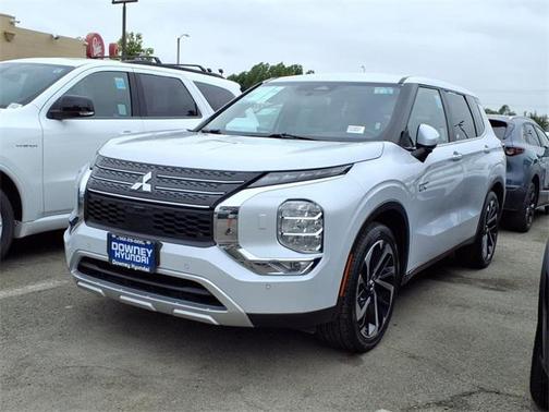2023 Mitsubishi Outlander PHEV SE S-AWC