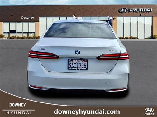 2025 BMW 530 xDrive