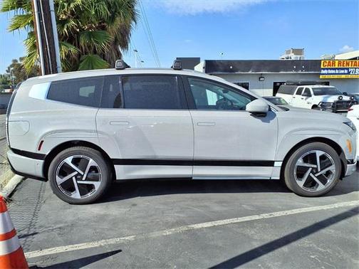 2026 Hyundai IONIQ 9 Performance Calligraphy