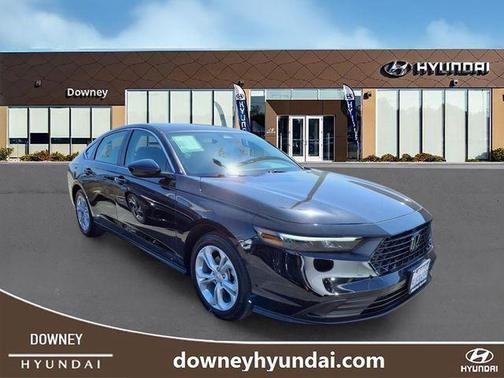 Crystal Black Pearl 2025 Honda Accord LX 1.5T