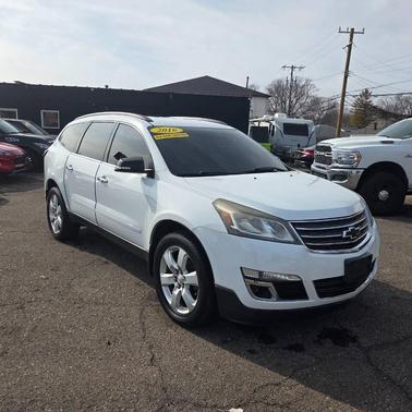 White 2016 Chevrolet Traverse 1LT
