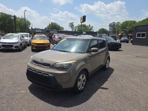 Latte Brown 2016 Kia Soul Base
