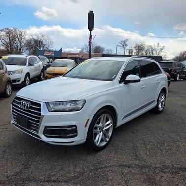 Carrara White 2017 Audi Q7 3.0T Prestige