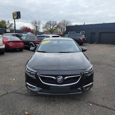 2019 Buick Regal Sportback AWD Essence