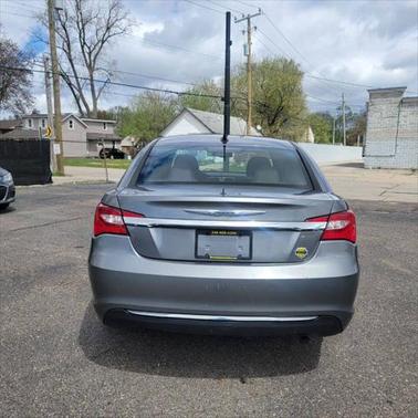 2012 Chrysler 200 Touring