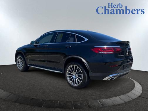 2022 Mercedes-Benz GLC 300