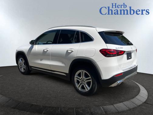 2021 Mercedes-Benz GLA 250 4MATIC