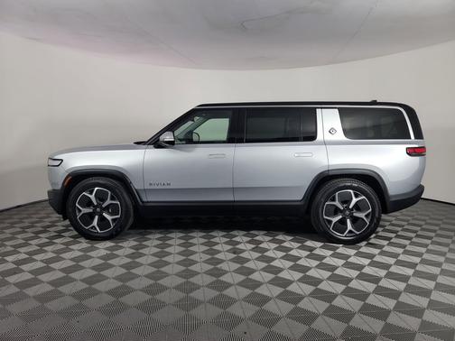 LA Silver 2024 Rivian R1S Adventure Package