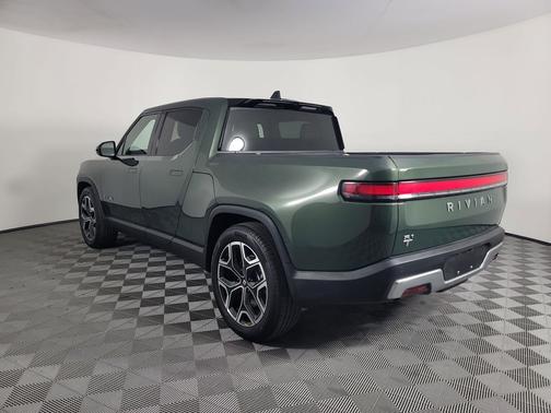 Forest Green paint 2025 Rivian R1T Adventure trim