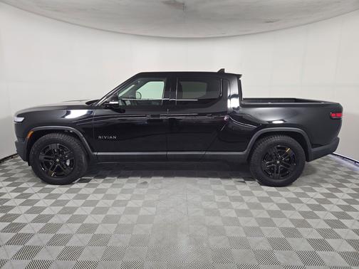 2024 Rivian R1T Adventure Package