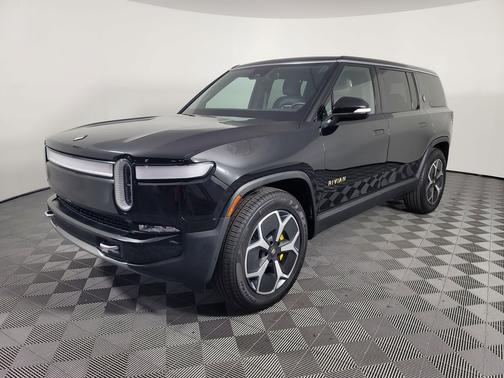 2024 Rivian R1S Adventure Quad Motor Large Pack