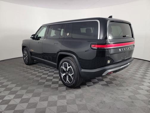 2024 Rivian R1S Adventure Quad Motor Large Pack