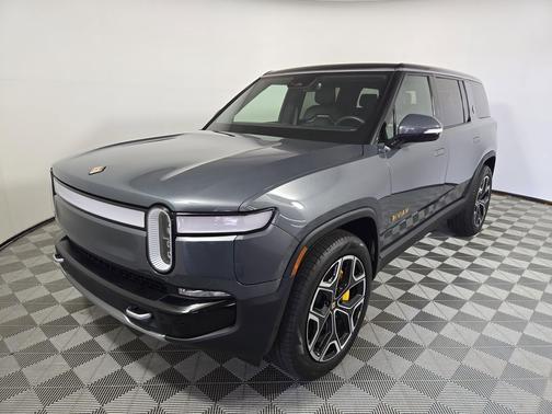 2024 Rivian R1S Adventure Quad Motor Large Pack