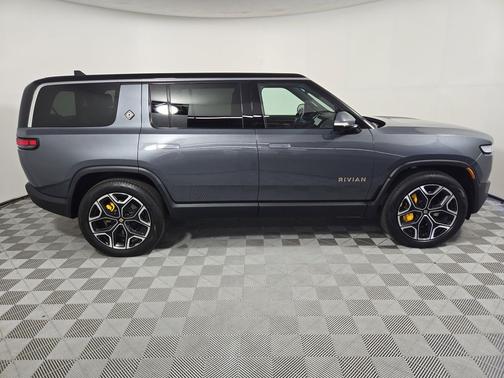 2024 Rivian R1S Adventure Quad Motor Large Pack