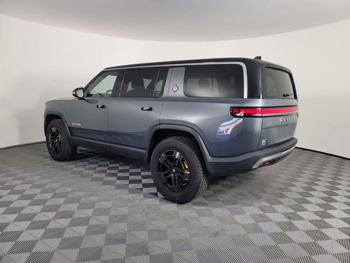 2023 Rivian R1S Adventure