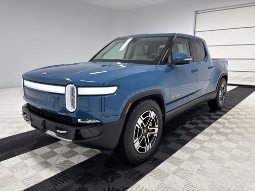 2023 Rivian R1T Adventure Quad Motor Large Pack