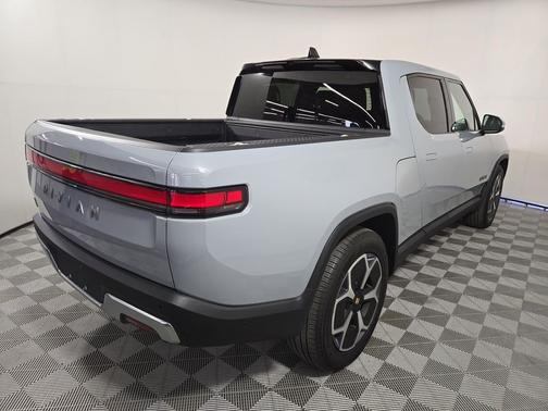 2024 Rivian R1T Adventure Package