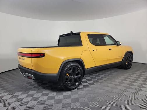 2023 Rivian R1T Adventure Quad Motor Large Pack