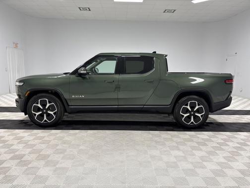 2022 Rivian R1T Adventure