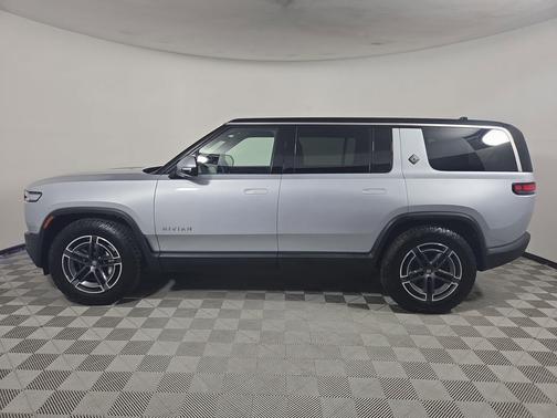 2025 Rivian R1S Adventure trim