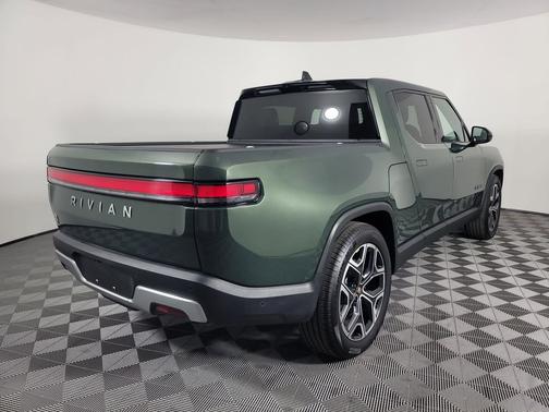 Forest Green paint 2025 Rivian R1T Adventure trim