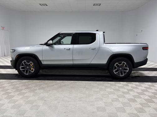 2023 Rivian R1T Adventure Quad Motor Large Pack