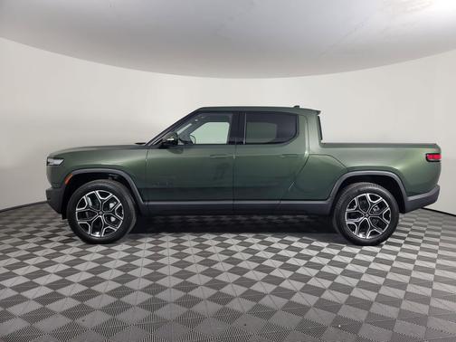2025 Rivian R1T Adventure trim